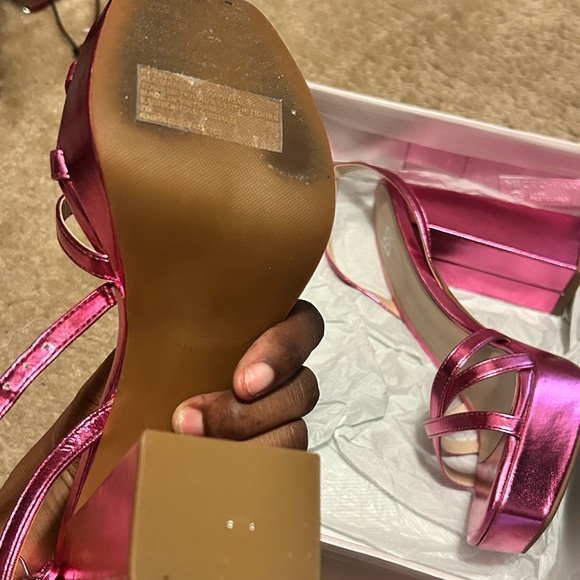 Tavey ankle strap sandal - Picture 4 of 7